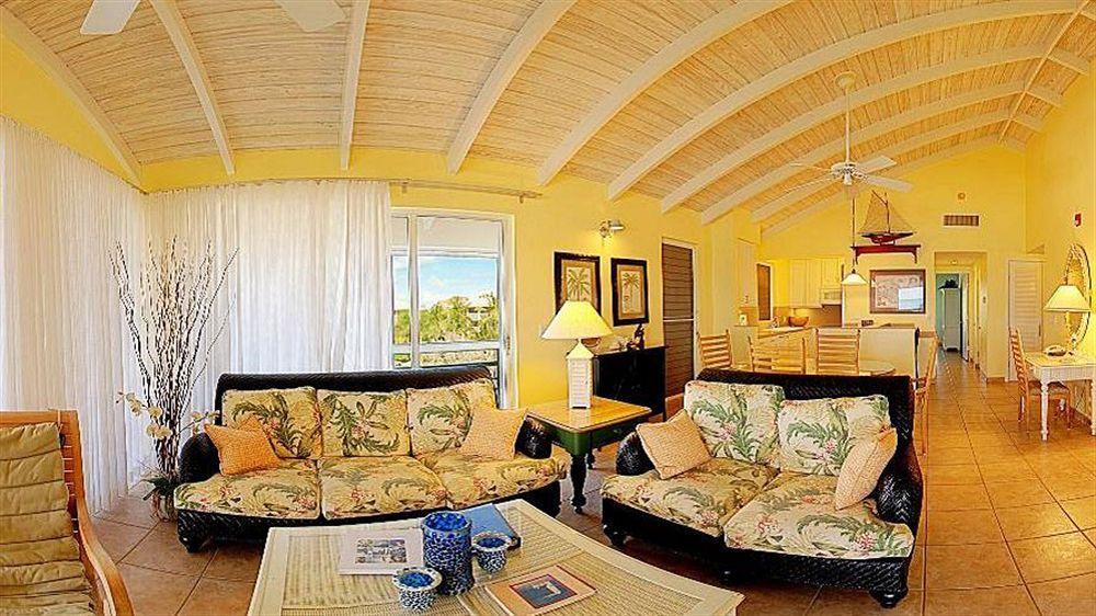 Ocean Club West Resort Грейс-Бэй Экстерьер фото