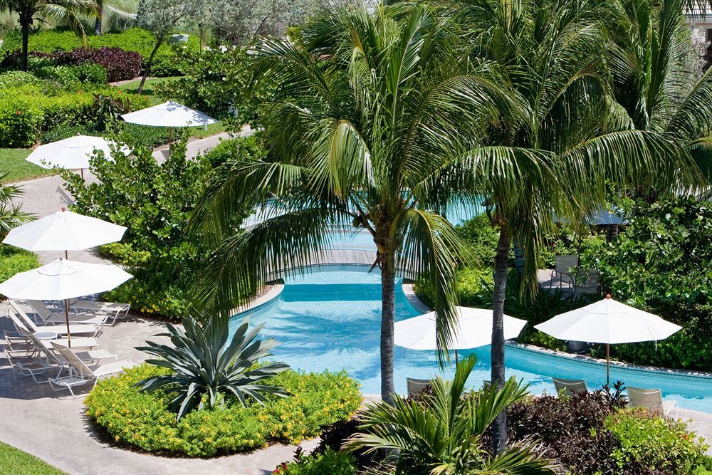 Ocean Club West Resort Грейс-Бэй Экстерьер фото