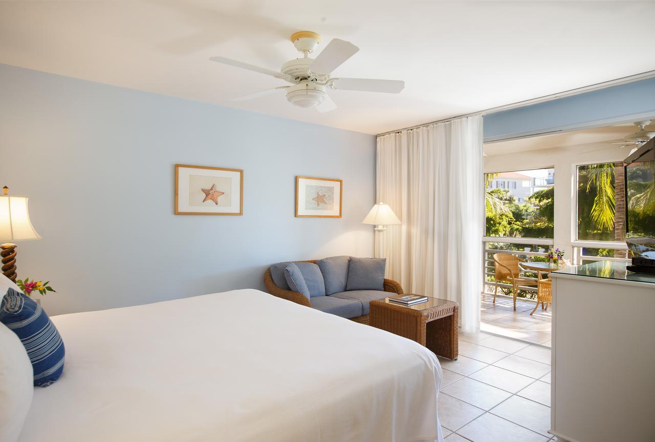 Ocean Club West Resort Грейс-Бэй Экстерьер фото