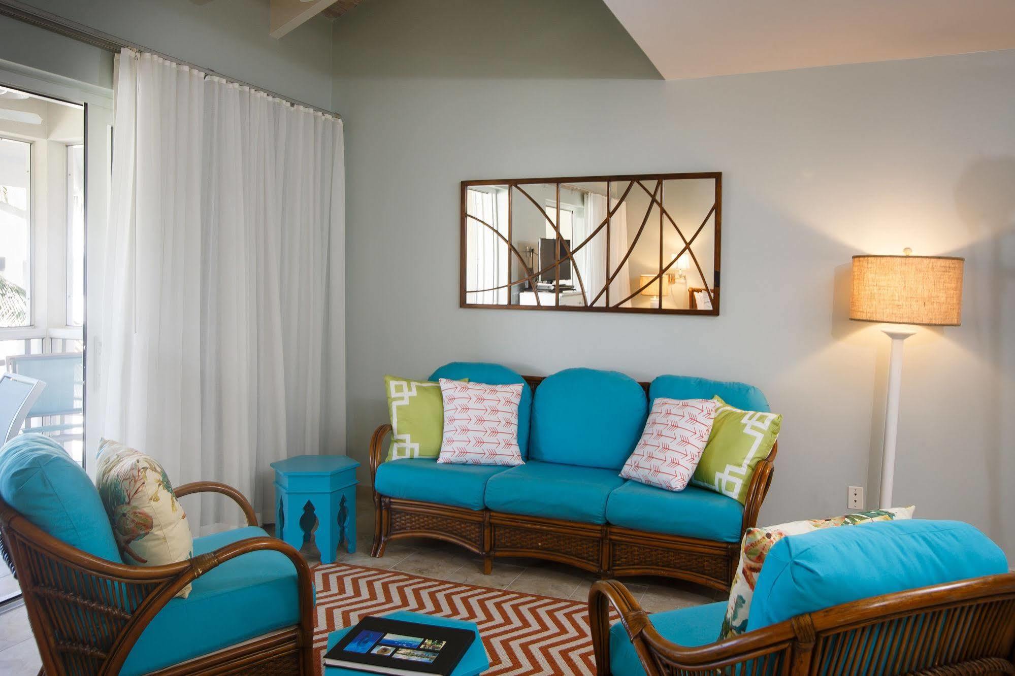 Ocean Club West Resort Грейс-Бэй Экстерьер фото