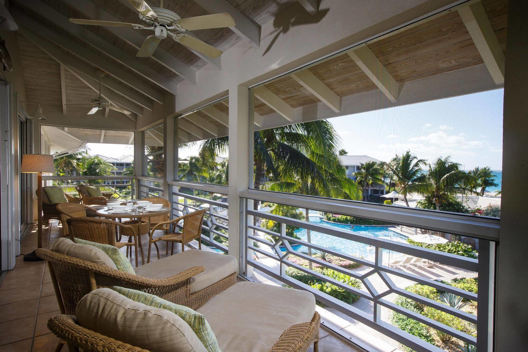 Ocean Club West Resort Грейс-Бэй Экстерьер фото