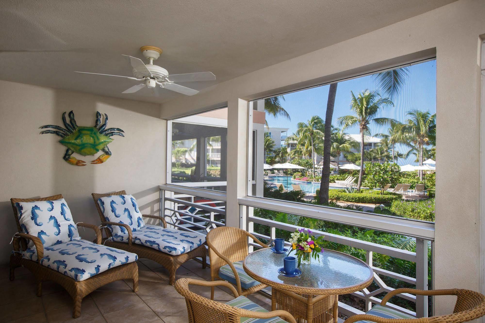 Ocean Club West Resort Грейс-Бэй Экстерьер фото